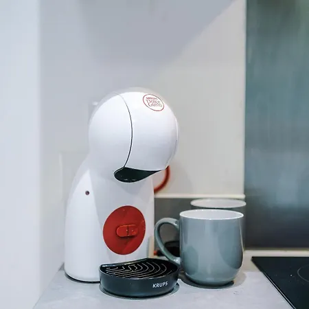 Charming Salford, Staycation, Wifi, Sleeps 5 アパート *