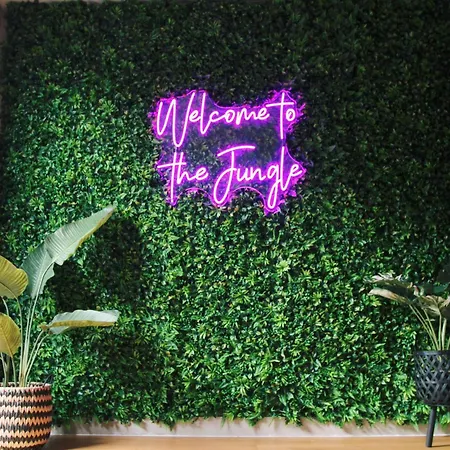 West Townhouse By Casacity بيت للعطل