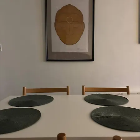 Deluxe Double Parking * マンチェスター