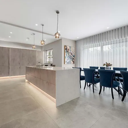 Luxury 5 Star Didsbury By Superhost