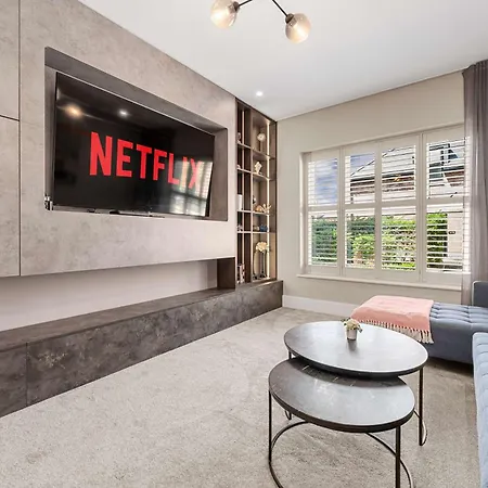 Luxury 5 Star Didsbury By Superhost *