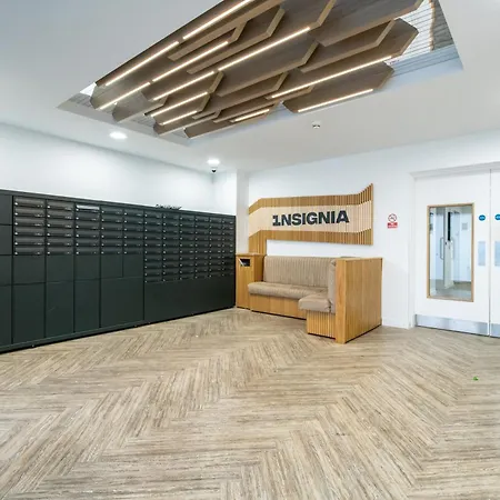 2-bed Flat In Sports Hub - Walk To Mufc & Cricket 아파트