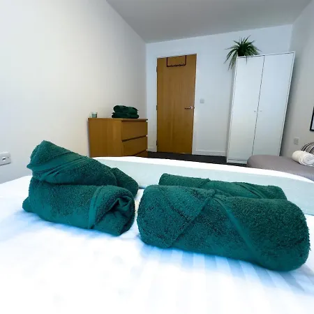 דירה Stylish Centre Flat - Balcony And Parking