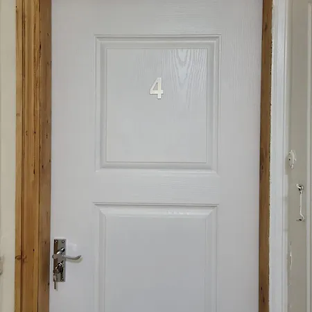 In 6 Minutes Drive To Victoria Station Homestay szállás Manchester