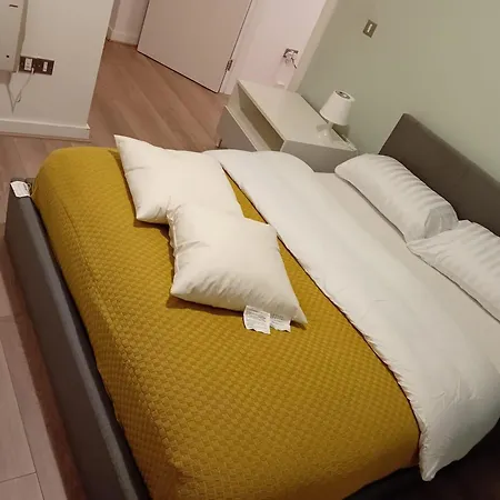 3 Bed-sleeps 6-city Centre-free Parking דירה מנצ'סטר