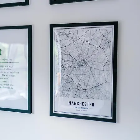 Stunning Riverside 3-bed By 53 Degrees In With Garden & Free Parking!