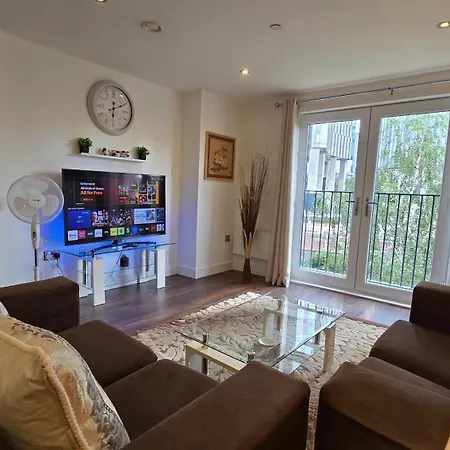 Elegant 2bd & 2ba Centre Luxury With View Апартаменты Манчестер