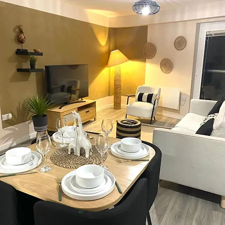Safari 2 Bedroom Condo With Free Secure Parking Apartmán *