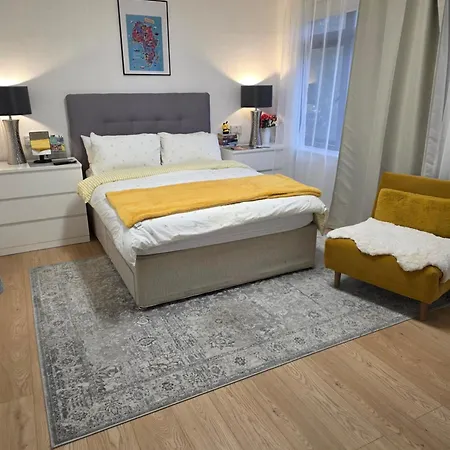 Privatunterkunft Bee Hive *