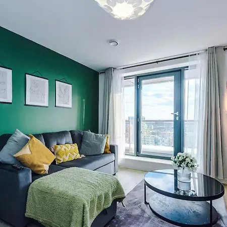 Quayside Living *