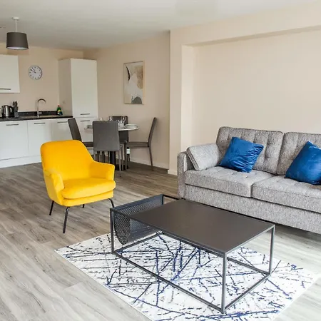 Spacious 2 Bedroom * 맨체스터
