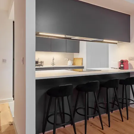 Finlays Yard By Veeve Apartment