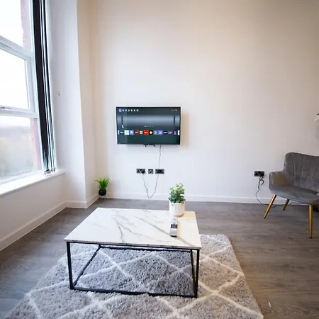Lovely 1 Bed Close To Etihad מנצ'סטר