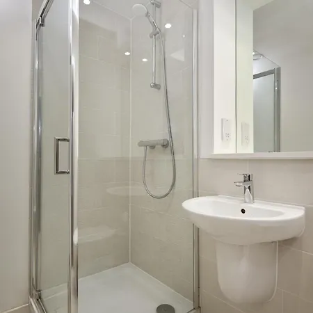 Appartamento 2 Bed Ensuite With Fantastic Night View And Old Trafford Stadium *