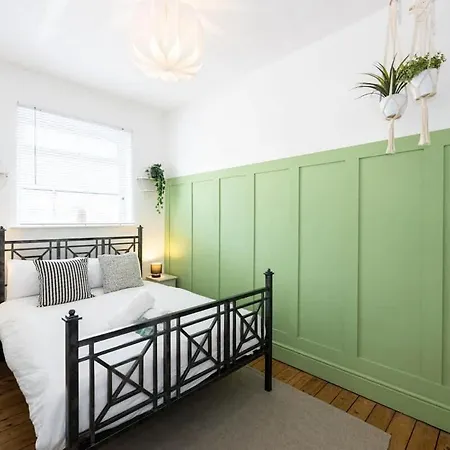 Winslow House- Close To Coop Etihad & Free Parking מנצ'סטר