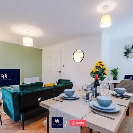 Comfy 1br In Salford, Kitchen, Wifi And Parking Apartamento Manchester