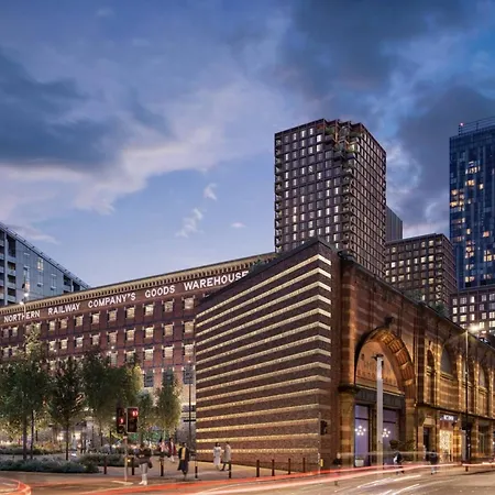 Modern Next To Ao Arena - Parking - Local Attractions Apartamento