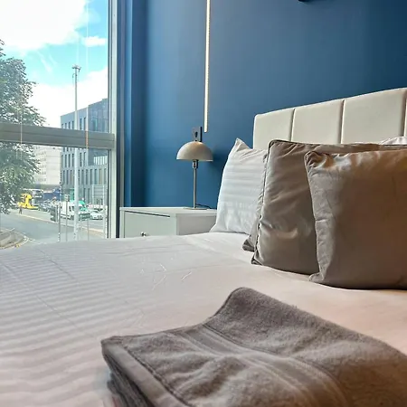 Appartamento Modern Next To Ao Arena - Parking - Local Attractions