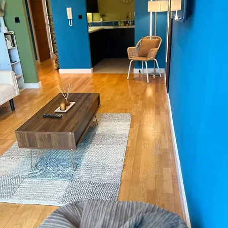 Appartamento Modern Next To Ao Arena - Parking - Local Attractions *