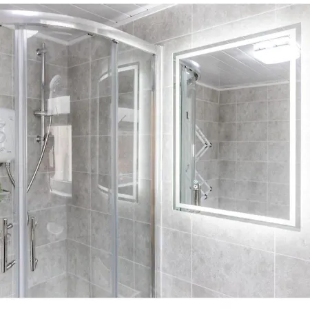 Modern 3bd House - Free Parking - Fast Wifi アパート *