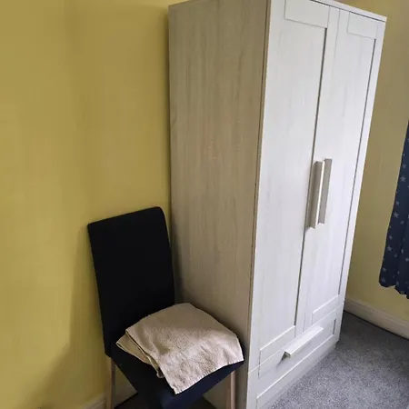 Stretford Single Bright