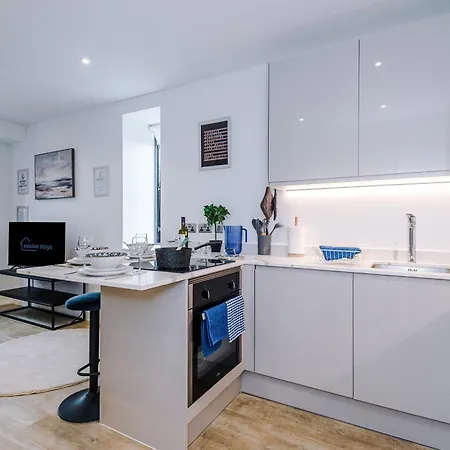 Duplex In Salford, 2br&2ba, Full Kitchen Апартаменты Манчестер