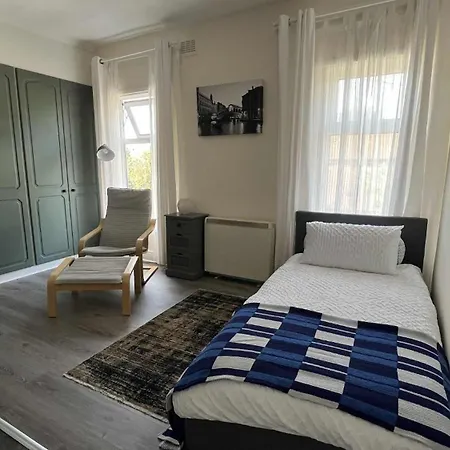 Self-contained Within Shared