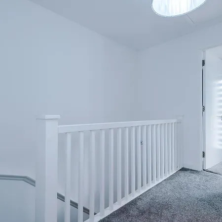 Daire Spacious In Mcr - Free Parking, Ps5 & Superfast Wifi Manchester
