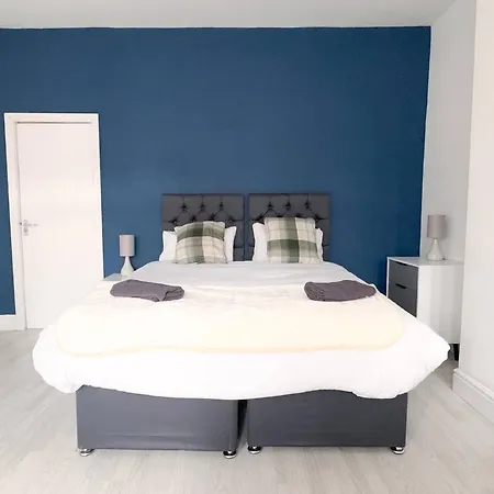 5bdr | Tram Access|free St Parking *