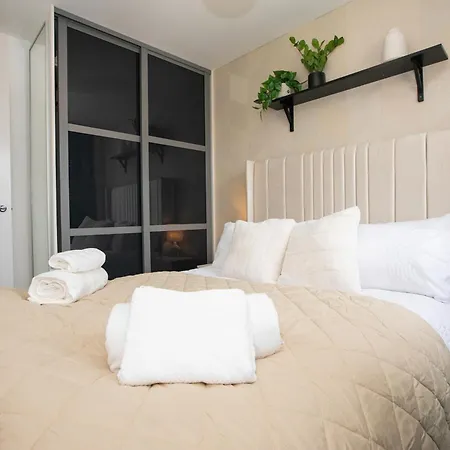 The Scenic Luxury House *