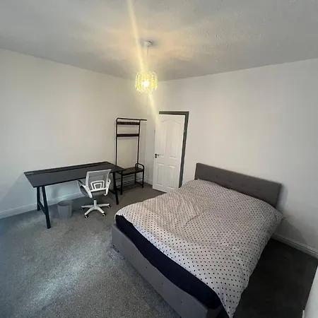 King Size To In Salford-samson Plab Манчестер