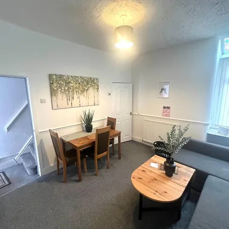 Quiet Spacious In Salford-samson Plab Pensjonat Manchester