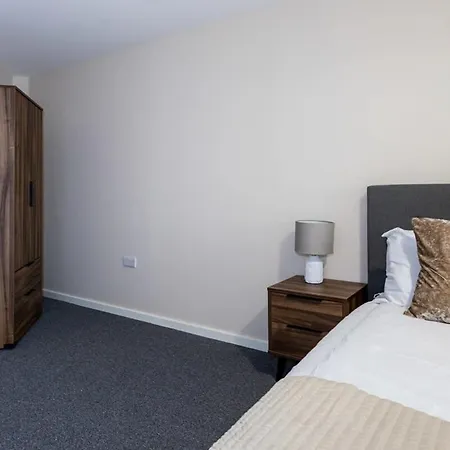 Modern & Convenient 1 Bed Flat In דירה מנצ'סטר