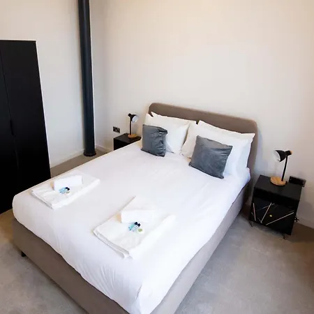 Lovely 1 Bed Close To Etihad מנצ'סטר