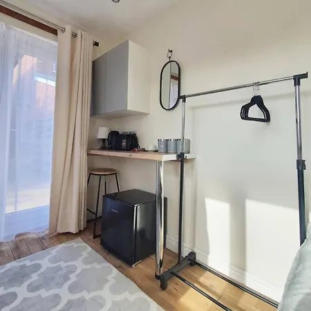 Private * マンチェスター