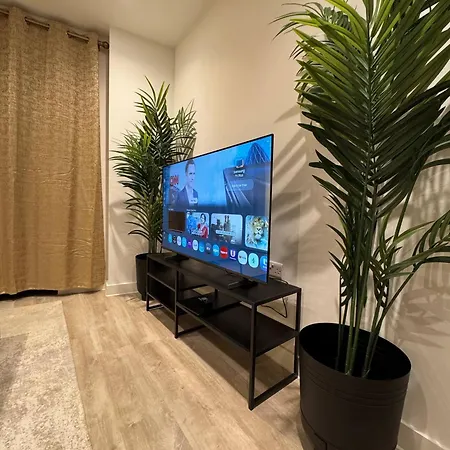 Exquisite Riverview 2bedroom Flat In Manchester. *