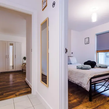 Elegant 2br Flat Near Northern Quarter *