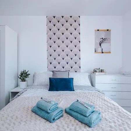 Elegant 2br Flat Near Northern Quarter *