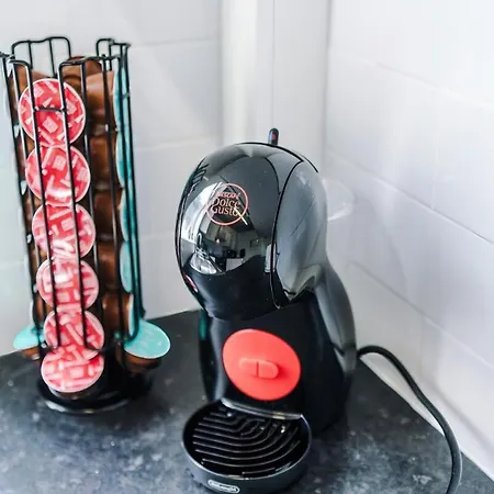 Σπίτι διακοπών New! Modern 3-bed House, Free Parking, Fast Wi-fi & Easy Access Μάντσεστερ