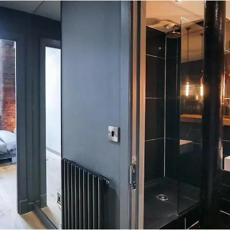 1-bed Loft - Free Parking