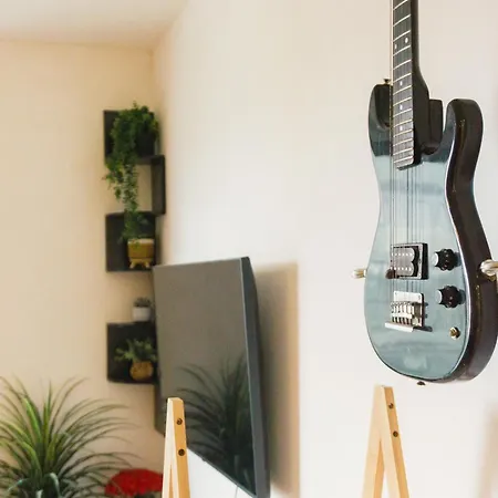 Waterside Retreat * Manchester