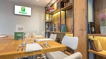 - Park, An Ihg Hotell