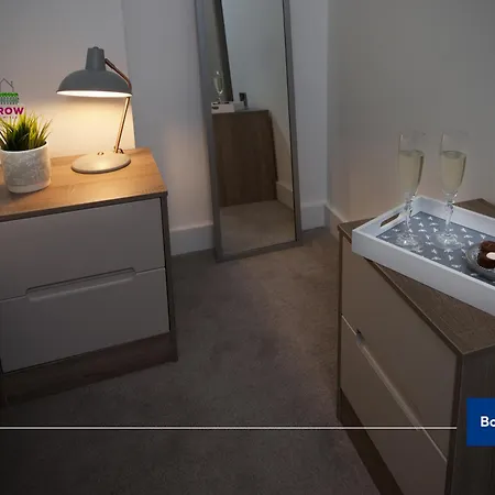 Last-minute Offer L Exclusive On 2-bed, 2-bath For 4! L Loft By Hedgerow Μάντσεστερ