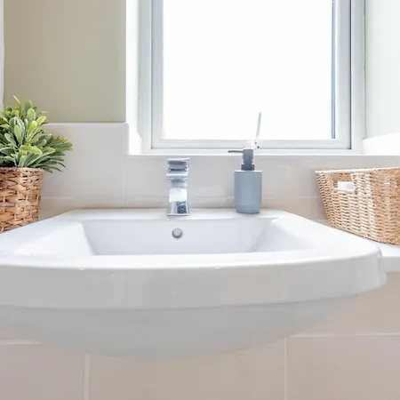 Modern House 2 Bedroom 5 Beds Casa de Férias