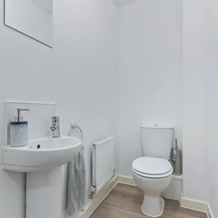 Casa de Férias Centre House Etihad And Parking *