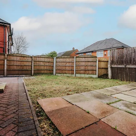 Three Bedroom House By Brookland Serviced Short Lets With Free Wifi * Manchester