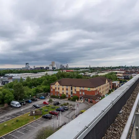 Mega9 Luxury 2bedrooms - 2baths, 2toilets