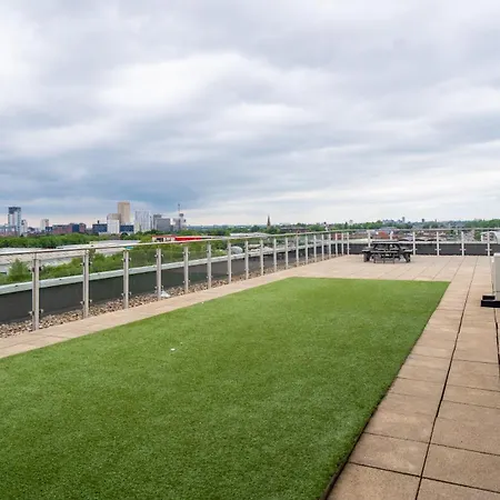 Mega9 Luxury 2bedrooms - 2baths, 2toilets Apartman