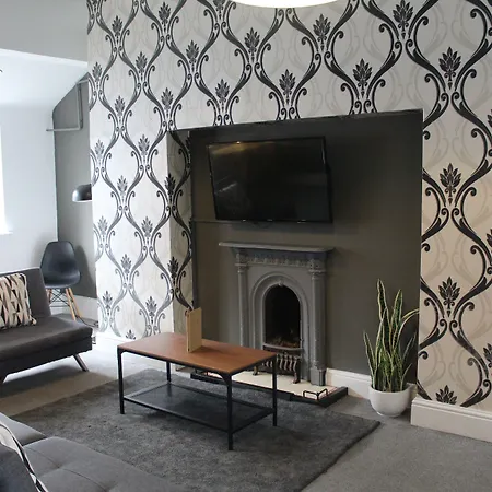 Mitre Centre Hotel 3*