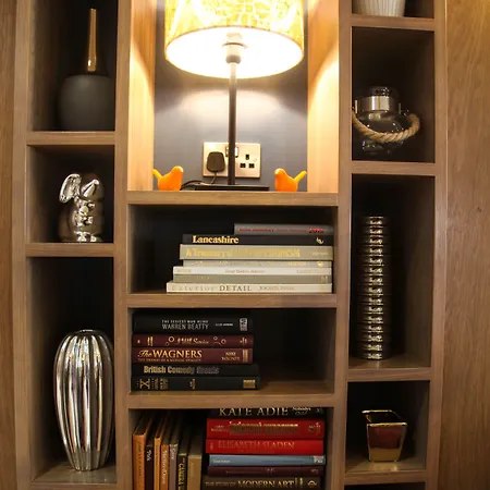 The Alan 4* Manchester